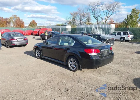 2013 Subaru Legacy 2.5I Premium z USA, uszkodzony, nr VIN 4S3BMBH64D3007247